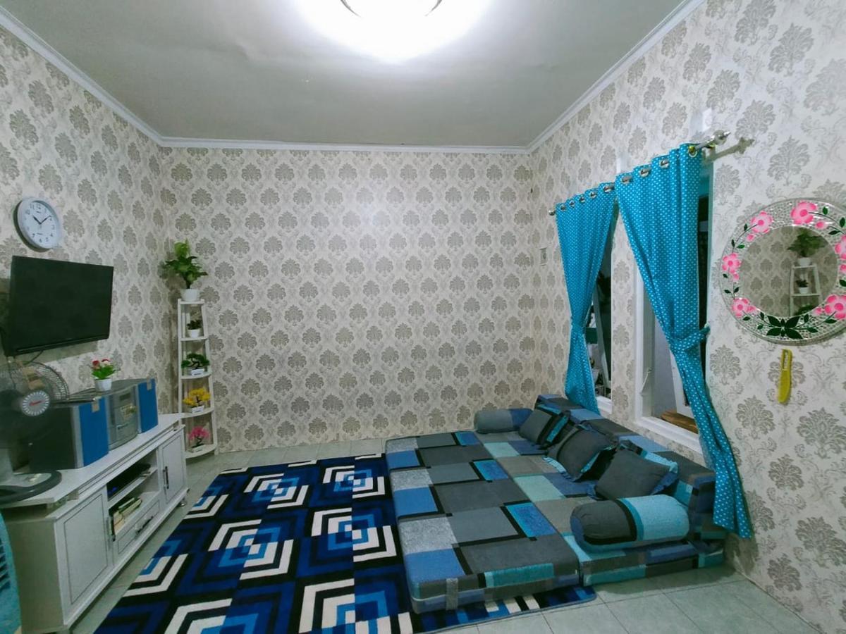 Shifana Homestay Syariah Yogyakarta Exteriör bild
